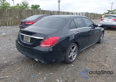 2015 Mercedes-Benz C 300 4Matic/Luxury 4Matic/Sport 4Matic from USA, damaged, VIN 55SWF4KB0FU015038